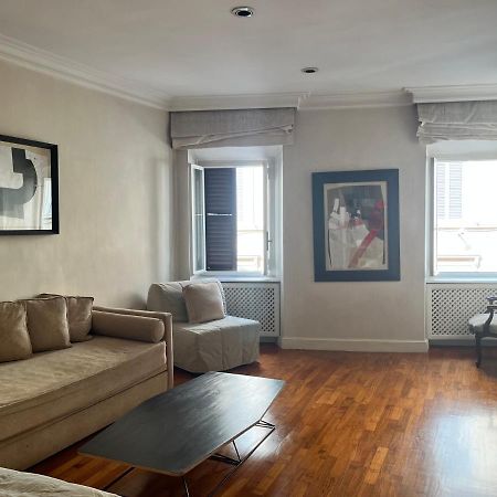 Apartamento Love Nest In The Heart Of Roma Exterior foto