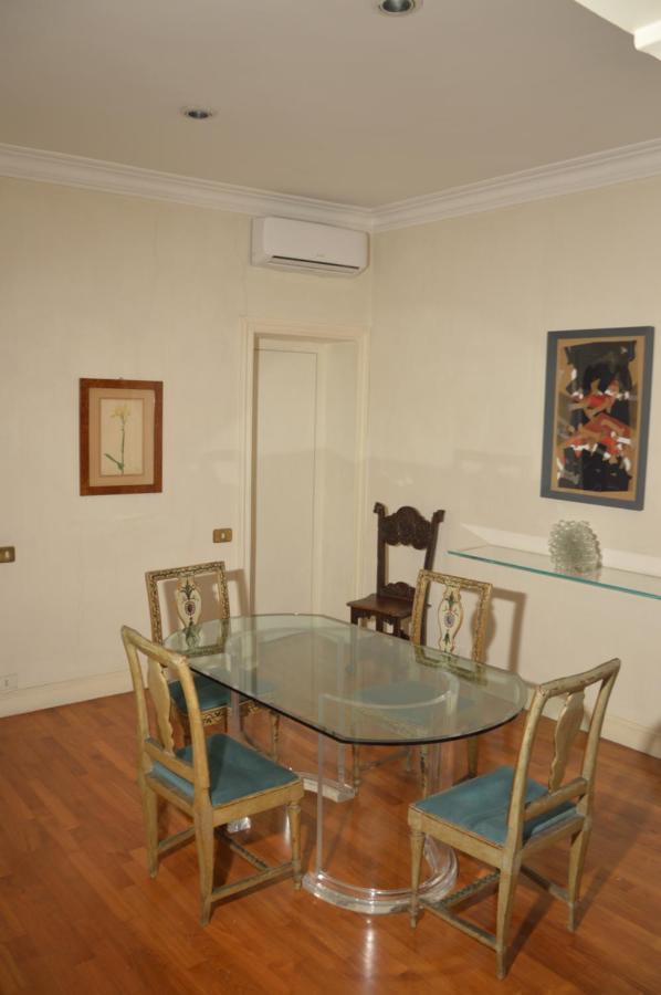 Apartamento Love Nest In The Heart Of Roma Exterior foto