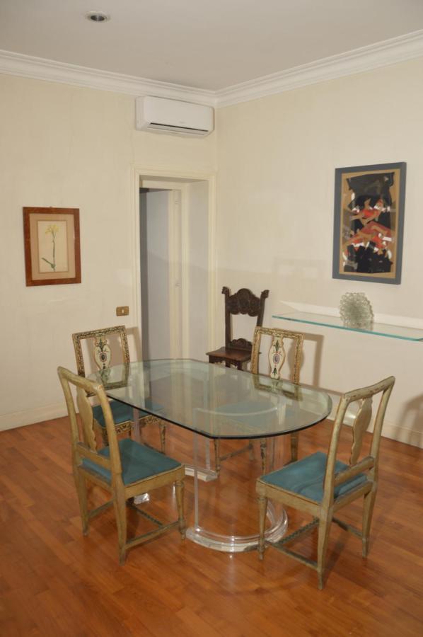 Apartamento Love Nest In The Heart Of Roma Exterior foto
